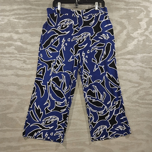 Chico's Travelers SZ 2/L/12 Pull On Wide Leg Stretch Crop Pants Abstract Print - Picture 2 of 11